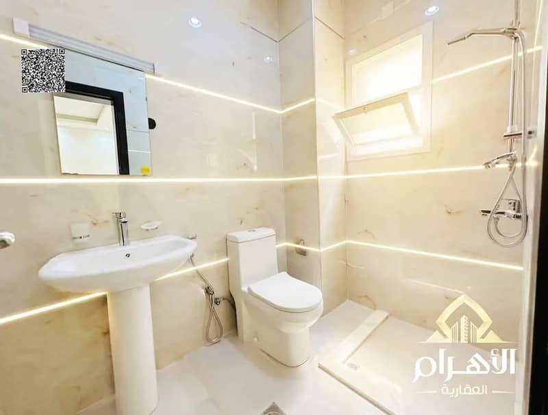 11 873563899-1066x800. webp