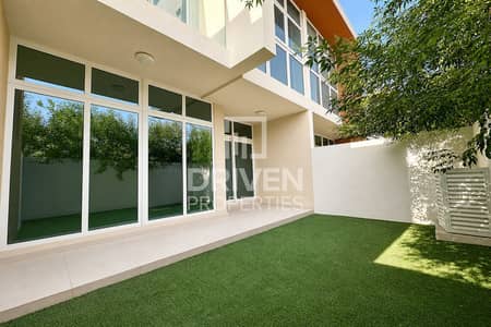 3 habitaciones Townhouse para en Alquiler en DAMAC Hills 2 (Akoya by DAMAC), Dubai - Casa adosada en DAMAC Hills 2 (Akoya by DAMAC),Avencia, 3 dormitorios, 85000 AED - 16937307 3 habitaciones Townhouse para en Alquiler en DAMAC Hills 2 (Akoya by DAMAC), Dubai - Casa adosada en DAMAC Hills 2 (Akoya by DAMAC),Avencia, 3 dormitorios, 85000 AED - 16937307