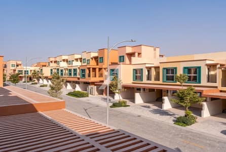 4 Schlafzimmer Townhouse zum Miete in DAMAC Lagoons, Dubai - image_0 4 Schlafzimmer Townhouse zum Miete in DAMAC Lagoons, Dubai - image_0