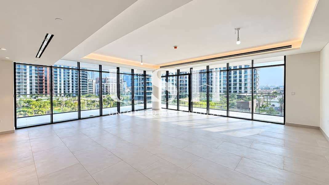 3 Sunlit Minimalist Interior with City Views (1). png