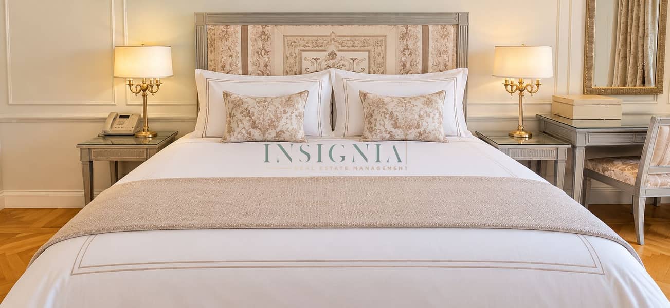 6 Luxurious Symmetrical Beige Hotel Bedroom. png