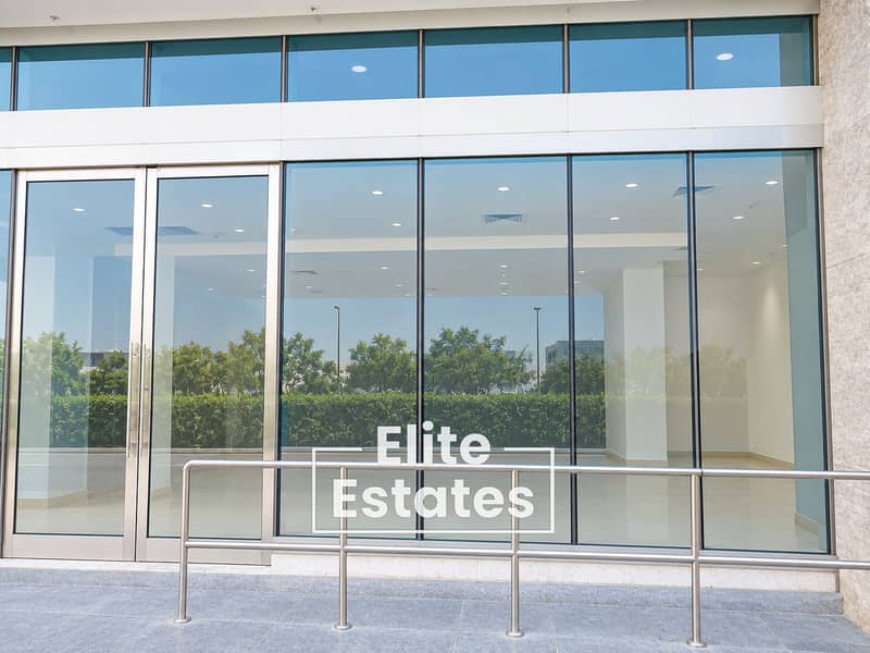 8 Vacant Modern Glass Storefront. png