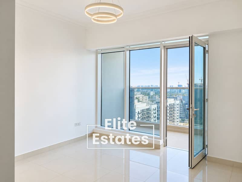 7 Bright Minimalist Apartment with City Balcony. png