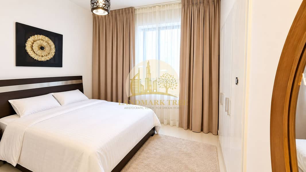 10 Modern Bedroom with Golden Sunburst Art. png