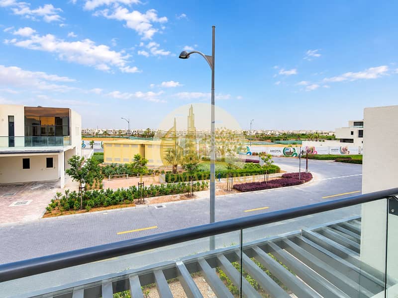 19 Modern Balcony Overlooking AKOYA Community. png