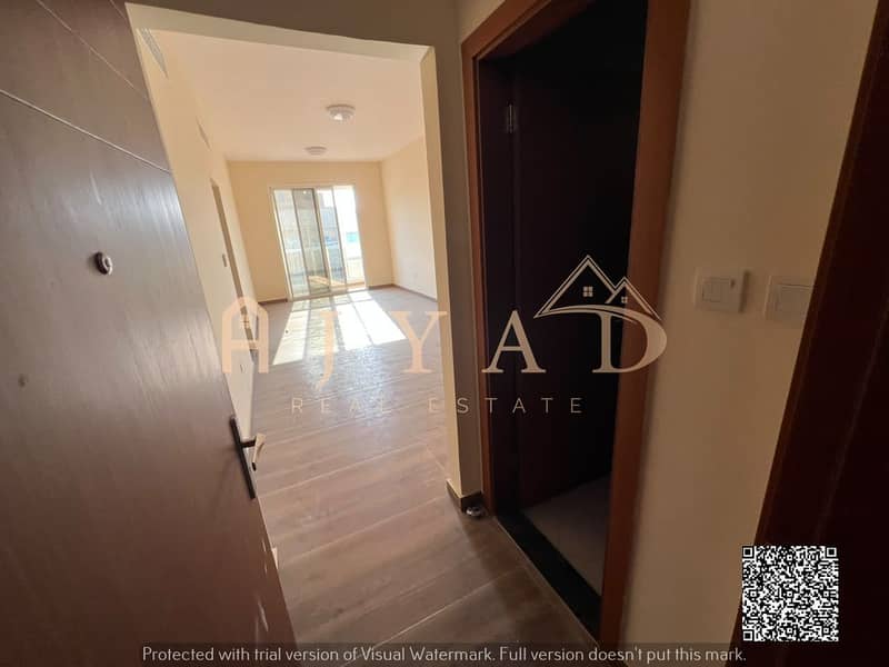 12 abfab36a-b364-4cdd-9692-70fe523bbac4. jpg