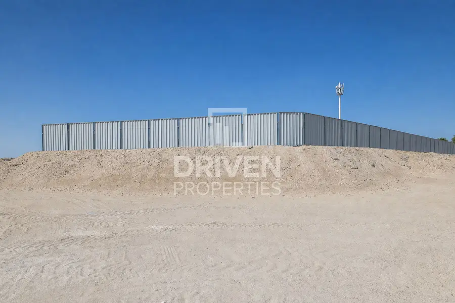 Large Plot | Beachfront | Jumeirah First
