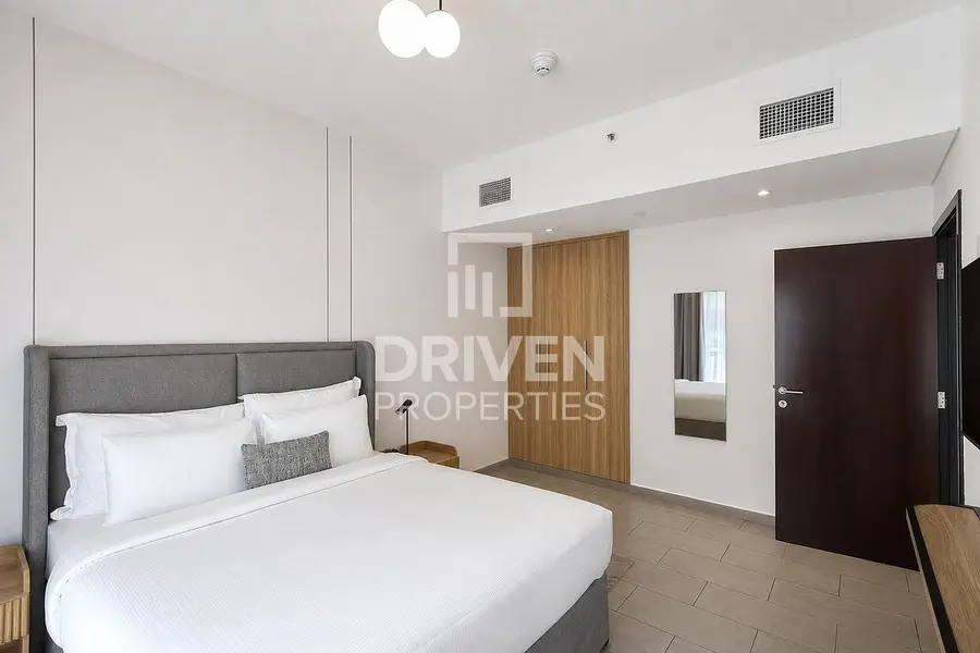 Selling at OP | Walk To Metro | Ready Income Asset