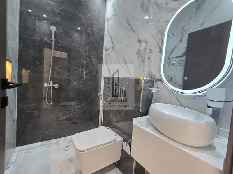 8 WhatsApp Image 2026-10-21 at 6.12. 38 PM (2). jpeg
