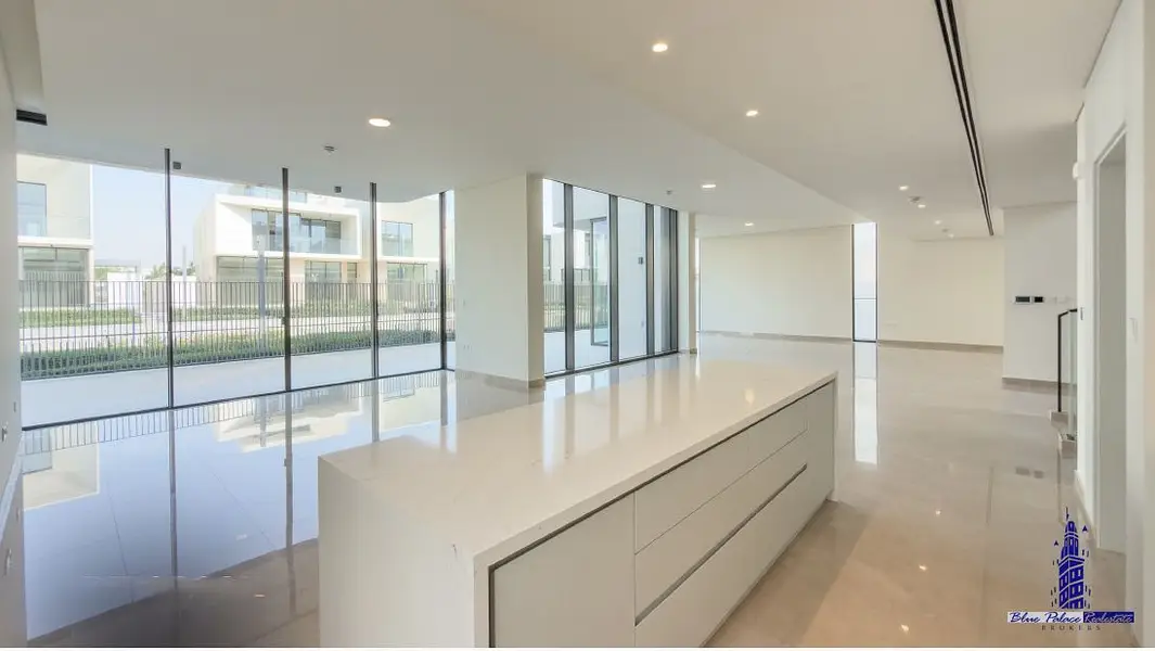 LAGOON VIEW | MODERN TYPE | READY TO MOVE