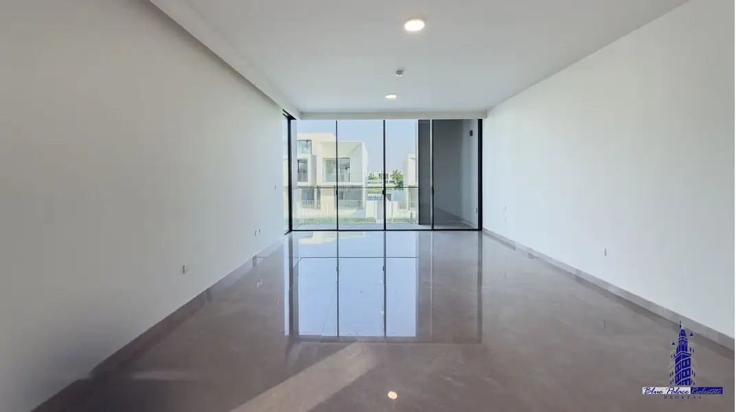 LAGOON VIEW | MODERN TYPE | READY TO MOVE