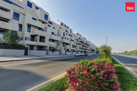 4 Bedroom Apartment for Sale in Mirdif, Dubai - Near School | Spacious layout | Facing Park 4 Bedroom Apartment for Sale in Mirdif, Dubai - Near School | Spacious layout | Facing Park