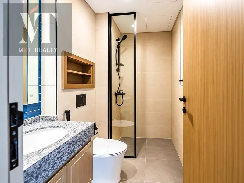 SINGLE ROW | SPACIOUS 3BR | PRIME LOCATION