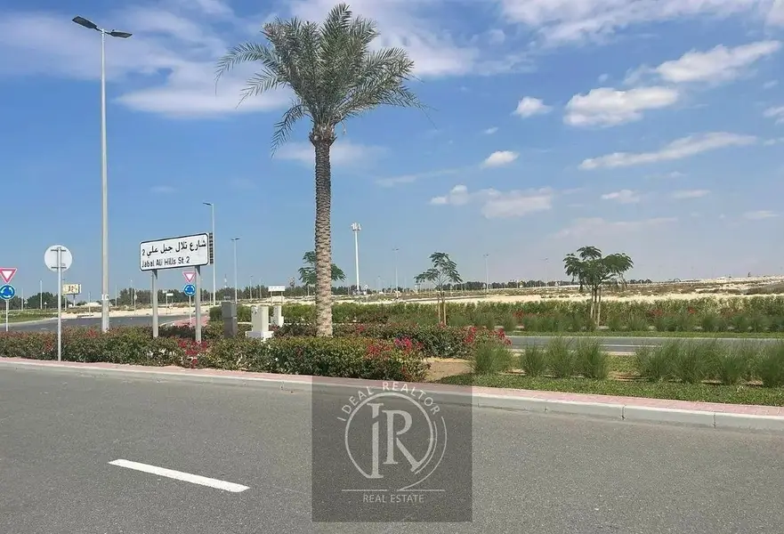 SINGLE ROW | CORNER PLOT | RESIDENTIAL