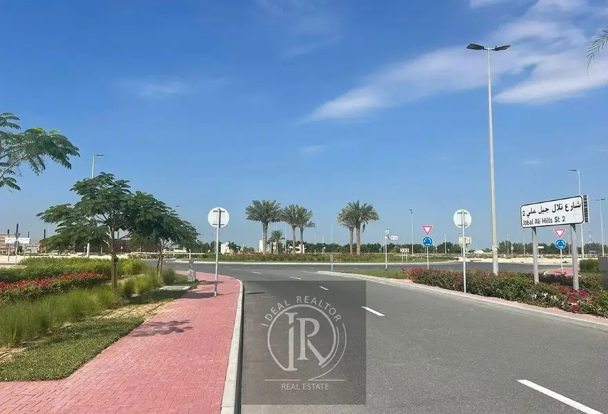 SINGLE ROW | CORNER PLOT | RESIDENTIAL