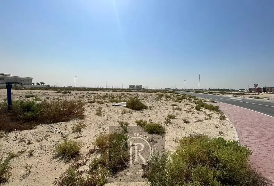 SINGLE ROW | CORNER PLOT | RESIDENTIAL