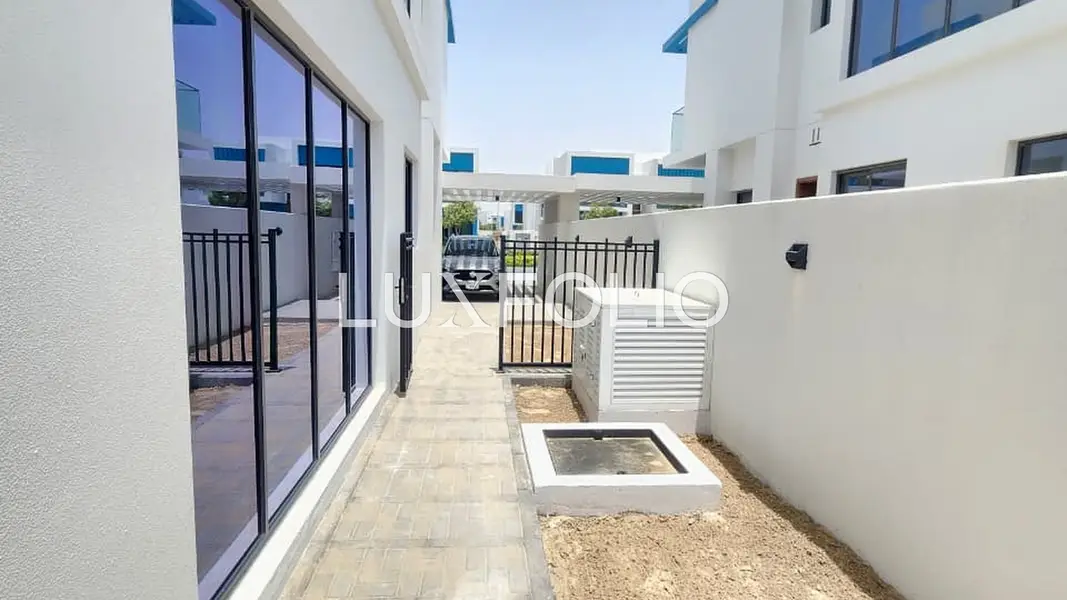 LV3 Villa | READY TO MOVE-IN