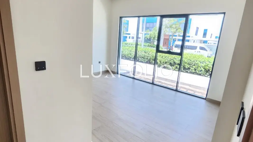 LV3 Villa | READY TO MOVE-IN
