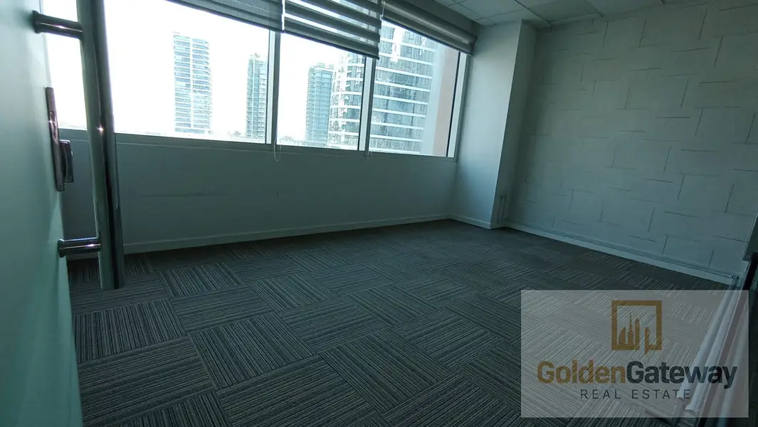 Canal View | Fitted & Partitioned | Ready to Move