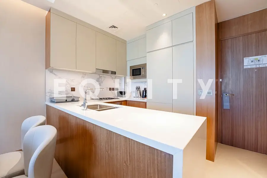 2 BR | High Floor | Vacant | Boulevard & Sea View