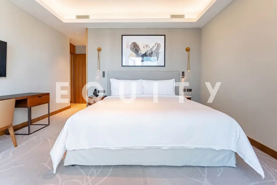 2 BR | High Floor | Vacant | Boulevard & Sea View