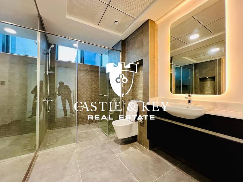 11 Bathroom 1. jpeg