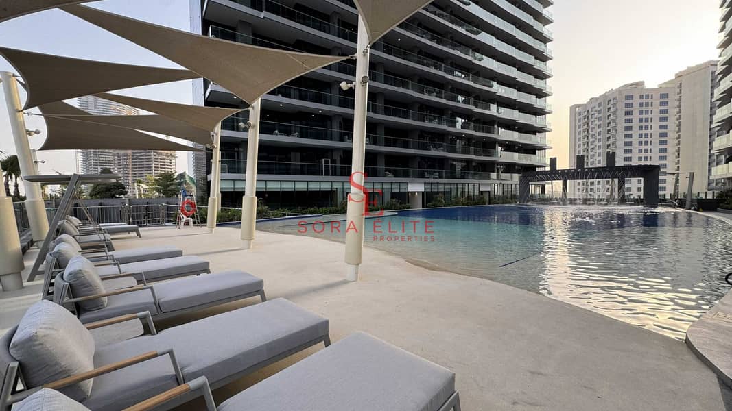 25 Main Pool3. jpg