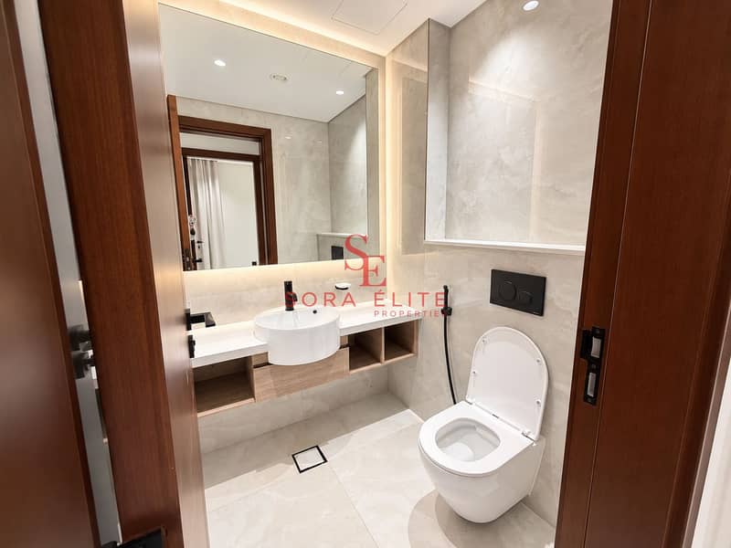 7 Luxury Beige Marble Bathroom. png