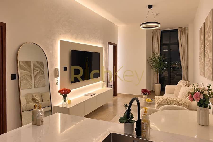 Prime Location | Vacant | Fully Furnished