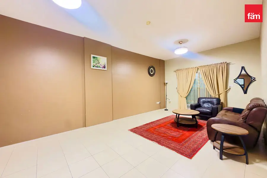 Spacious Layout | With Study Room | Vacant Unit
