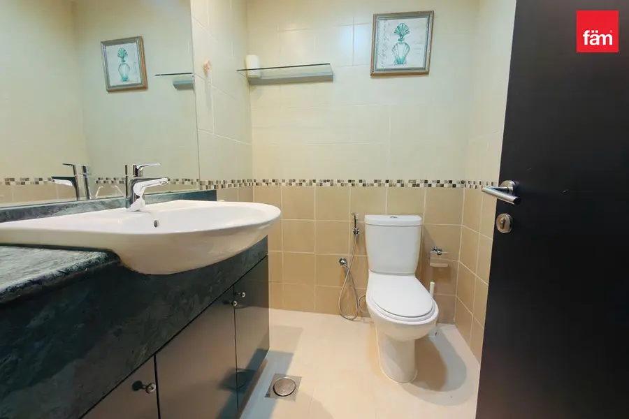 Spacious Layout | With Study Room | Vacant Unit