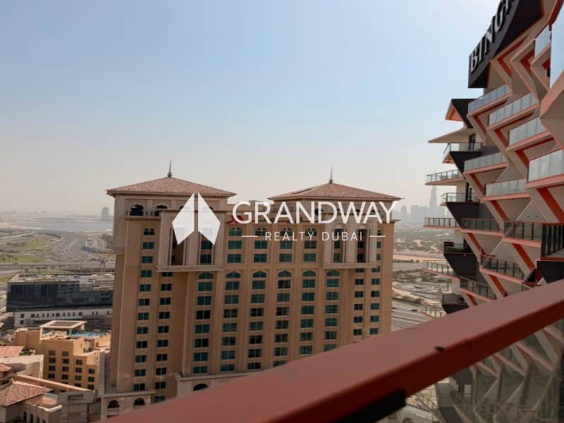 4 BEST DEAL | BURJ VIEW | SPECIOUS LAYOUT — photo 4