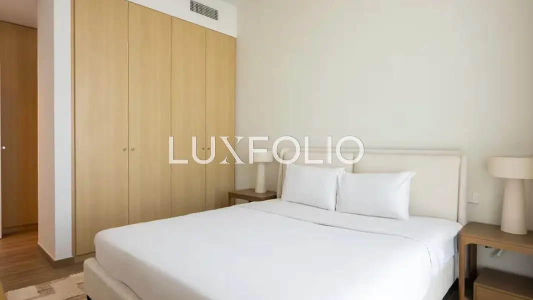 Furnished | Ellington | Modern