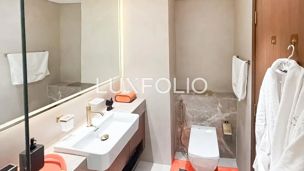 Canal Views | Luxury Furnishings | Immediate ROI