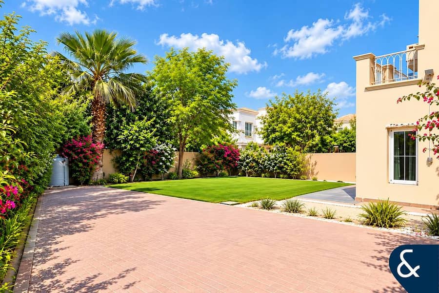 Huge Plot Super Rare | 3E | Opposite Big Lake