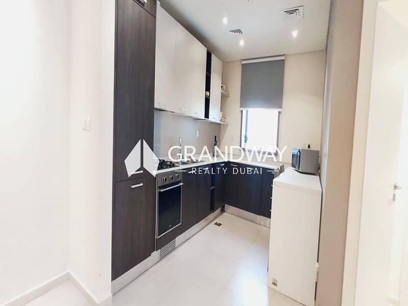 14 Spacious 1BR | Modern Layout | Prime Location — photo 14