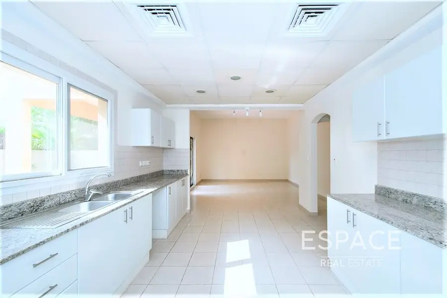 Cheapest 4 Bed Meadows | Rented Long Term