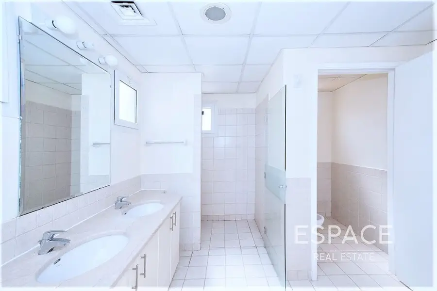 Cheapest 4 Bed Meadows | Rented Long Term