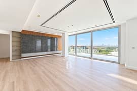 Duplex | Large Layout | Maid's Room