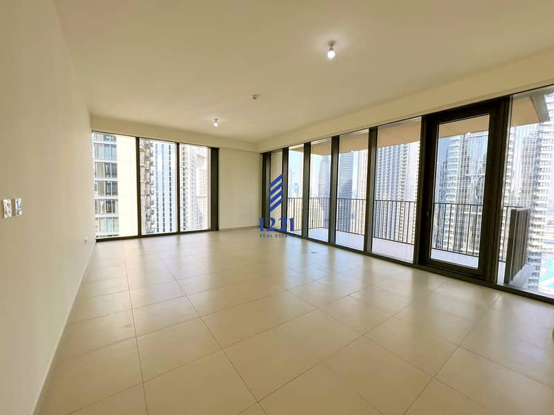 2 4306 BLVD T2 living_room_city_view_warm_1920x1440. jpg