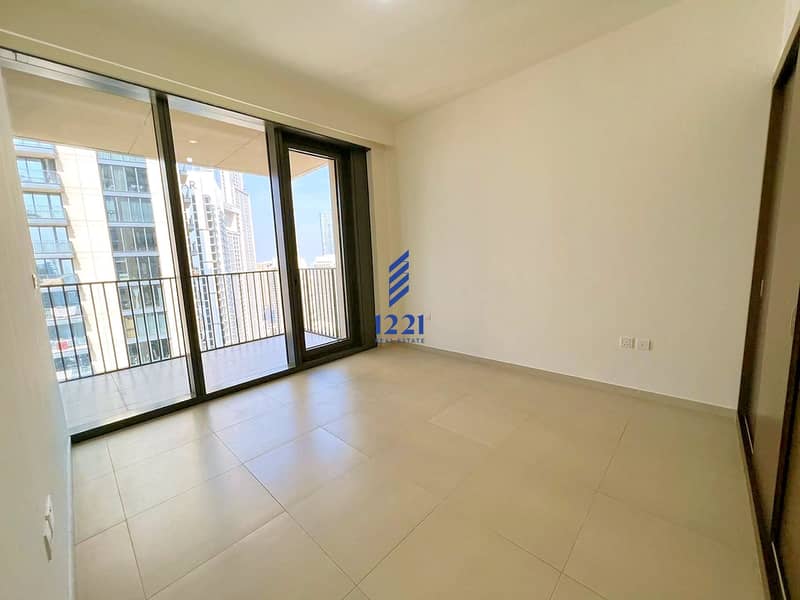 6 4306 BLVD T2 bedroom_downtown_balcony_warm_1920x1440. jpg