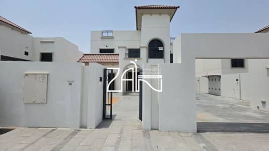 4 Bedroom Villa for Sale in Al Shamkha, Abu Dhabi - READY TO MOVE | LUXURY 4BHK VILLA | Premium Finishing 4 Bedroom Villa for Sale in Al Shamkha, Abu Dhabi - READY TO MOVE | LUXURY 4BHK VILLA | Premium Finishing