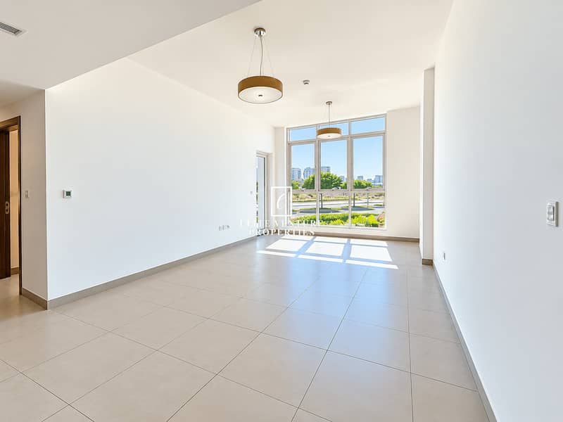 MODERN DESIGN | SPACIOUS LAYOUT | PRIME LOCATION MODERN DESIGN | SPACIOUS LAYOUT | PRIME LOCATION