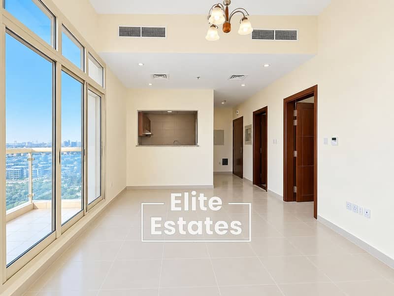2 Bright Modern Apartment Interior with City View. png