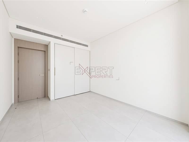 10 Image 10