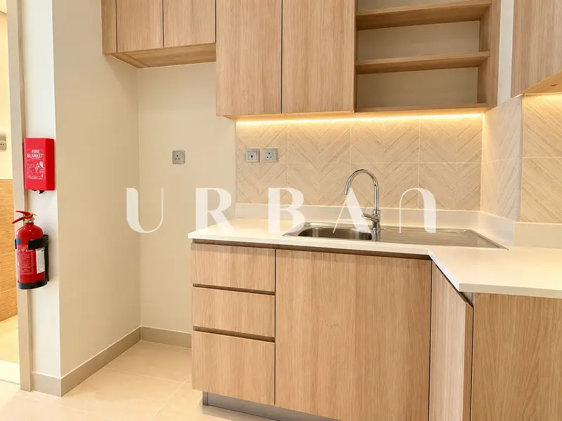 High floor | Motivated Seller | Rented