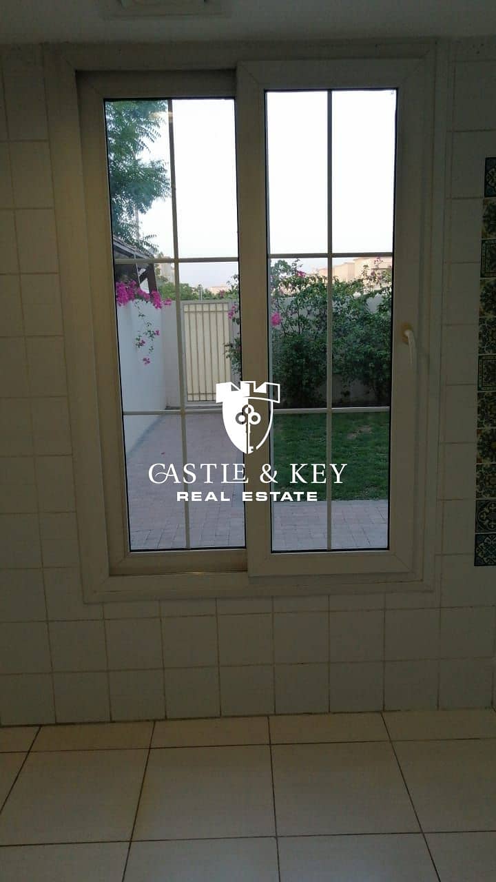 14 entrance. jpeg