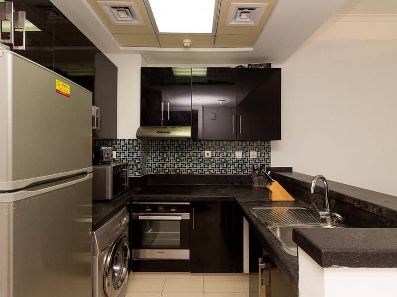 4 Dubai Marina - Botanica Tower - 1906 - Studio - Furnished (3 of 10). jpg