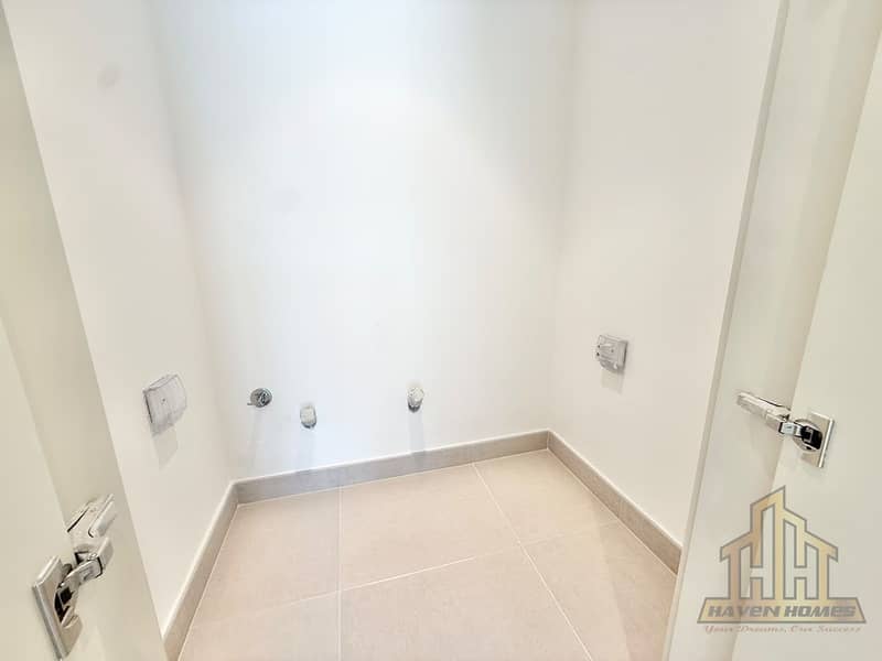 8 WhatsApp Image 2026-10-22 at 12.11. 16 PM (1). jpeg