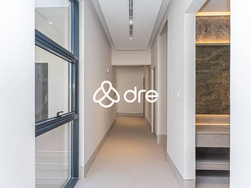 12 DRE08964. JPG
